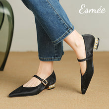 將圖片載入圖庫檢視器 Black-Frabrics-Maryjanes-with-Pearl-Heels-model-shots