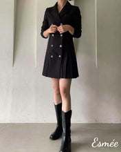 將圖片載入圖庫檢視器 Black-Korean-Cotton-Blazer-Dress-with-Pleaded-Design-model-shots