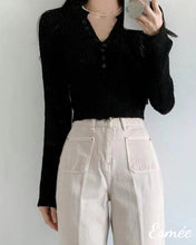 將圖片載入圖庫檢視器 Black-Korean-Cotton-Knitwear-with-Special-Cut-Out-Design-model-shots
