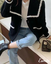 將圖片載入圖庫檢視器 Black-Korean-Tweed-Fabrics-Oversized-Blazer-with-Contrast-Textured-Border-Design-model-shots