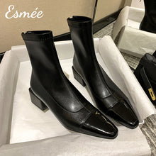將圖片載入圖庫檢視器 Black-Leather-Ankle-Boots-with-Almond-Toe-and-Block-Heels-product-shots