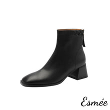 將圖片載入圖庫檢視器 Black-Leather-Ankle-Boots-with-Cross-Design-product-shots-white-background