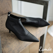 將圖片載入圖庫檢視器 Black-Leather-Ankle-Boots-with-Kitten-Heels-product-shots