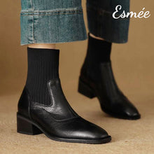 將圖片載入圖庫檢視器 Black-Leather-Ankle-Boots-with-Sock-Tube-Design-model-shots