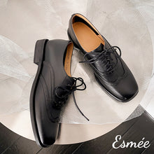 將圖片載入圖庫檢視器 Black-Leather-Brogue-Oxford-with-Squared-Toe-Design-porduct-shots