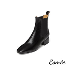 將圖片載入圖庫檢視器 Black-Leather-Chelsea-Boots-with-4-cm-Block-Heels-product-shots-white-background