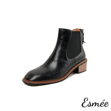 將圖片載入圖庫檢視器 Black-Leather-Chelsea-Boots-with-Welt-Design-product-shots-white-background