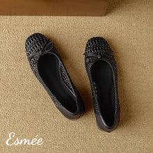 將圖片載入圖庫檢視器 Black-Leather-Flats-with-Net-Design-and-Bow-Knot-product-shot