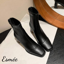 將圖片載入圖庫檢視器 Black-Leather-High-Heel-Ankle-Boots-with-7-cm-Thin-Block-Heels-product-shots
