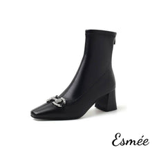 將圖片載入圖庫檢視器 Black-Leather-High-Heel-Ankle-Boots-with-Rhinestone-Horse-bit-Design-product-shots-white-background