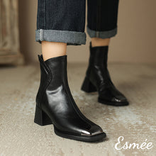 將圖片載入圖庫檢視器 Black-Leather-High-Heel-Ankle-Boots-with-Special-Cutting-and-Golden_toe-Cap-model-shots