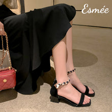 將圖片載入圖庫檢視器 Black-Leather-High-Heel-Sandals-with-Special-Ankle-Straps-model-shots