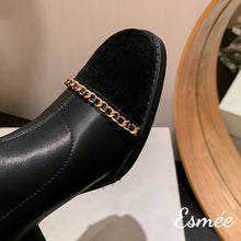 將圖片載入圖庫檢視器 Black-Leather-Long-Boots-with-Chain-Design-and-Black-Toe-Cap-product-shots-detail