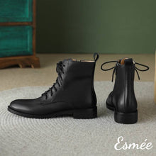 將圖片載入圖庫檢視器 Black-Leather-Marten-Boots-with-Side-Zippers-product-shots