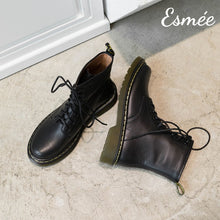 將圖片載入圖庫檢視器 Black-Leather-Marten-Boots-with-Welt-Design-product-shots