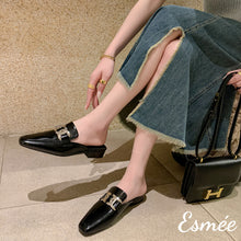 將圖片載入圖庫檢視器 Black-Leather-Mules-with-Metal-Buckle-model-shots