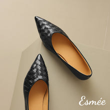 將圖片載入圖庫檢視器 Leather Pointed Toe Flats with Woven Design