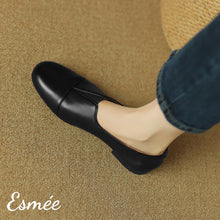 將圖片載入圖庫檢視器 Black-Leather-Round-Toe-Loafers-model-shots