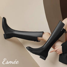 將圖片載入圖庫檢視器 Black-Leather-Suede-Long-Boots-with-Over-Knee-Design-model-shots