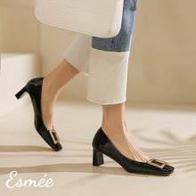 Load image into Gallery viewer, Black-Patent-Leather-5.5cm-High-Heels-with-Metal-Buckle-model-shots