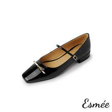 將圖片載入圖庫檢視器 Black-Patent-Leather-Maryjanes-with-Metal-Bar-Design-product-shots-white-background