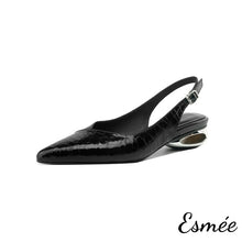 將圖片載入圖庫檢視器 Black-Patterned-Leather-Slingback-with-Special-Designed-Heels-product-shots-white-background