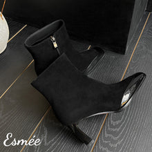 將圖片載入圖庫檢視器 Black-Suede-High-Heel-Ankle-Boots-with-Patent-Leather-Toe-Cap-product-shots