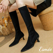 將圖片載入圖庫檢視器 Black-Suede-High-Heel-Boots-model-shots