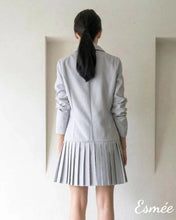 將圖片載入圖庫檢視器 Blue-Korean-Cotton-Blazer-Dress-with-Pleaded-Design-model-shots