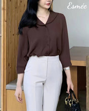 將圖片載入圖庫檢視器 Brown-Korean-Chiffon-Blouse-with-Lapel-Design-model-shots-1