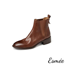 將圖片載入圖庫檢視器 Brown-Leather-Chelsea-Boots-with-V-Shaped-Ribbon-Design-product-shots-white-background