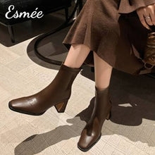 將圖片載入圖庫檢視器 Brown-Leather-High-Heel-Ankle-Boots-with-7-cm-Thin-Block-Heels-model-shots