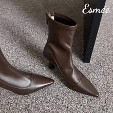 將圖片載入圖庫檢視器 Brown-Leather-High-Heel-Ankle-Boots-with-Pointy-Toe-Design-product-shots