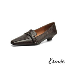 將圖片載入圖庫檢視器 Brown-Leather-High-Heel-Loafers-with-Artful-Knots-Design-product-shots-white-background