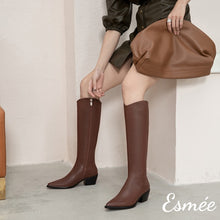 將圖片載入圖庫檢視器 Brown-Leather-High-Heel-Long-Boots-with-Pointed-Toe-Design-model-shots