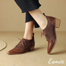 將圖片載入圖庫檢視器 Brown-Leather-High-Heel-Oxford-Shoes-with-Fabrics-Design-model-shots