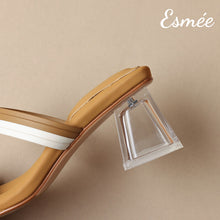 將圖片載入圖庫檢視器 Brown-Leather-High-Heel-Sandals-with-Dual-Color-Straps-and-Transparent-Heels-product-shots-1