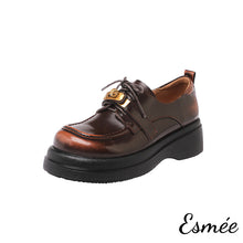 將圖片載入圖庫檢視器 Brown-Leather-Loafers-with-Thickened-Outsole-and-Golden-Metal-Buckle-product-shots-white-background