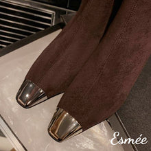 將圖片載入圖庫檢視器 Brown-Suede-High-Heel-Ankle-Boots-with-Metallic-Toe-Cap-product-shots-detail