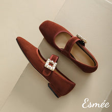 將圖片載入圖庫檢視器 Brown-Suede-Mary-Jane-with-Diamond-Buckle-product-shots