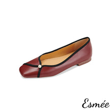 將圖片載入圖庫檢視器 Burgundy-Extra-Soft-Leather-Ballerina-with-Pearl-Design-product-shots-white-background