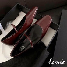 將圖片載入圖庫檢視器 Burgundy-Shiny-Leather-Maryjanes-with-2-cm-Invisible-Increased-Height-Design-product-shots