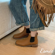 將圖片載入圖庫檢視器 Caramel-Leather-Ankle-Chelsea-Boots-with-Square-Toe-Design-model-shots