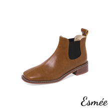 將圖片載入圖庫檢視器 Caramel-Leather-Ankle-Chelsea-Boots-with-Square-Toe-Design-product-shots-white-background
