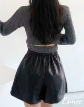 將圖片載入圖庫檢視器 Charcoal-Korean-Cotton-Knitwear-with-Special-Cut-Out-Design-model-shots-2