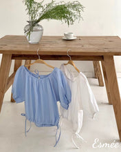 Load image into Gallery viewer, Cotton-Blouse-with-Puffed-Sleeves-product-shots