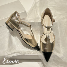 將圖片載入圖庫檢視器 Gold-Leather-T-Straps-with-Flower-Design-and-Black-Patent-Leather-Toe-Cap-product-shots