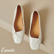 將圖片載入圖庫檢視器 Ivory-Extra-Soft-Leather-Ballerina-with-Pearl-Design-product-shots