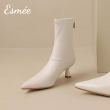 將圖片載入圖庫檢視器 Ivory-Leather-Ankle-Boots-with-Stiletto-product-shots