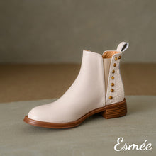 將圖片載入圖庫檢視器 Ivory-Leather-Chelsea-Boots-with-Rivet-and-Alligator-Pattern-Design-product-shots